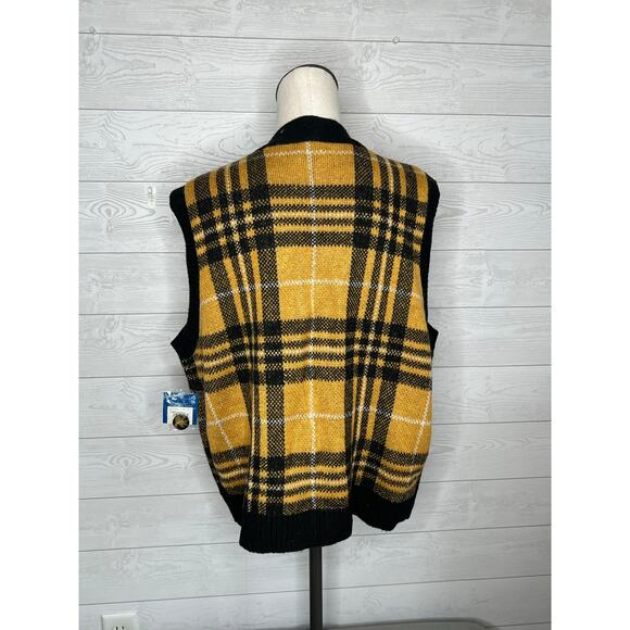 Arizona Jean Co "Gold Narcissus" plaid sweater vest NWT size XL - Picture 3 of 5